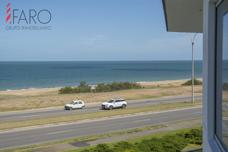 Foto 2 de 30