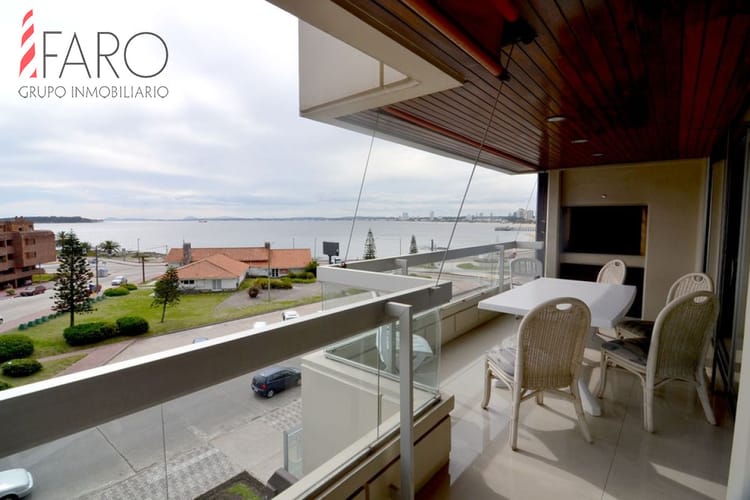 Apartamento en Mansa 3 dormitorios con terraza · Foto 2
