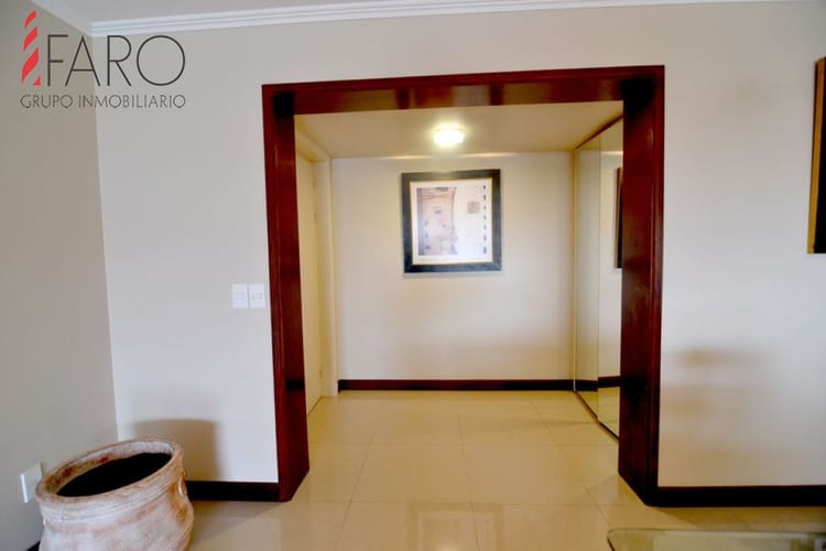 Apartamento en Mansa 3 dormitorios con terraza · Foto 4