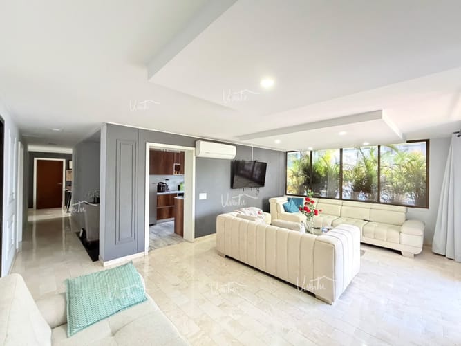 Apartamento en venta en Multicentro, Cali · foto 3 de 16