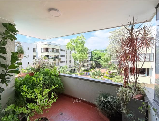 Apartamento en venta en Multicentro, Cali · foto 6 de 16