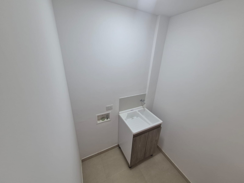 Apartaestudio en arriendo en Los Andes B - La Riviera, Cali · foto 9 de 9