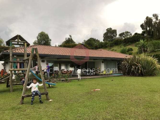 Apartamento de 4 alcobas en arriendo en Sajonia, Rionegro, 2000 m² · foto 3 de 21