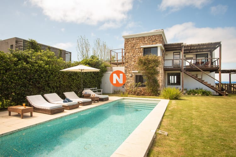 Hermosa casa frente al mar en Punta Piedras · Photo 6