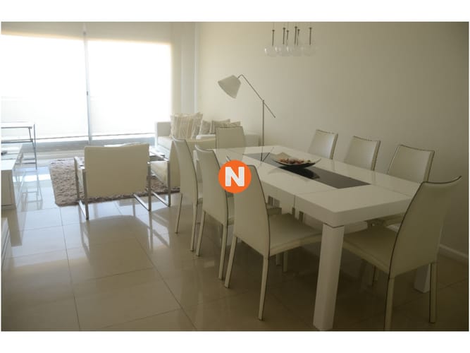 Imperiale I , Apartamento en Venta y Alquiler, Brava, Punta del Este, 3 Dormitorios. · Foto 2