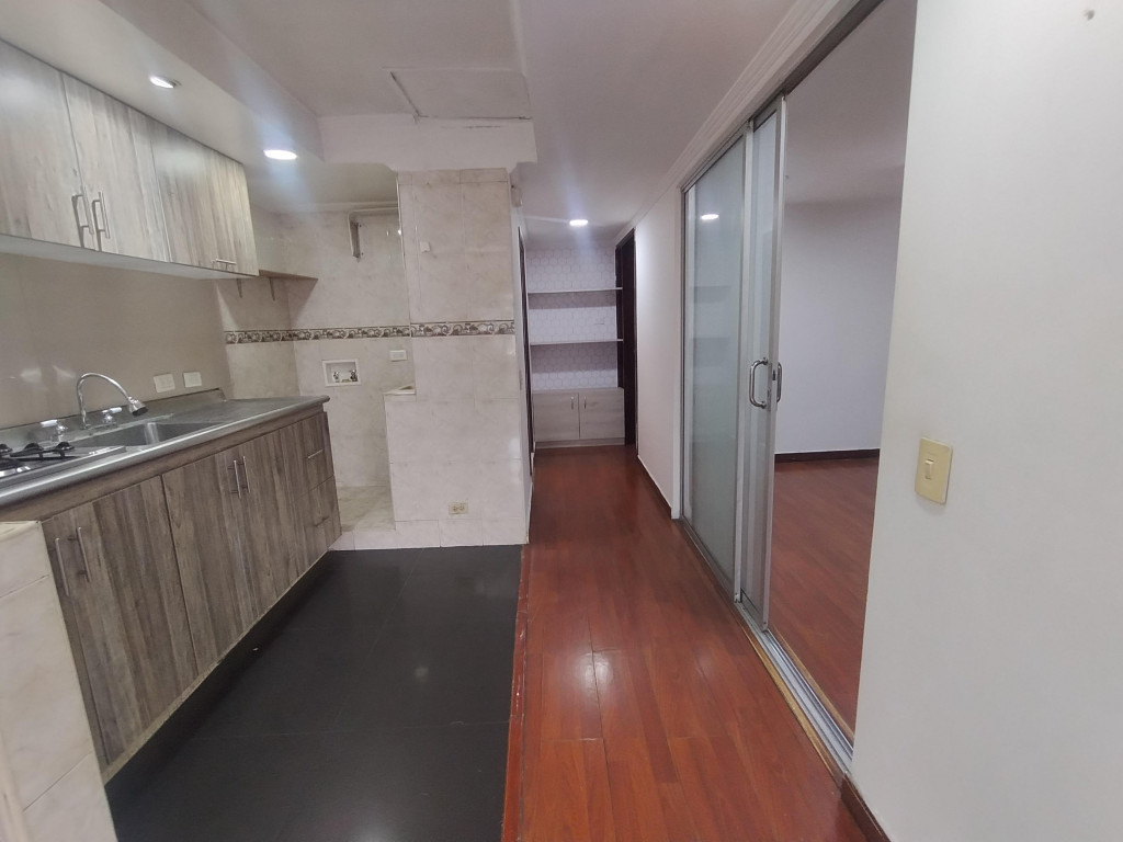 Casa en venta en Las Ferias, Bogotá · foto 12 de 24