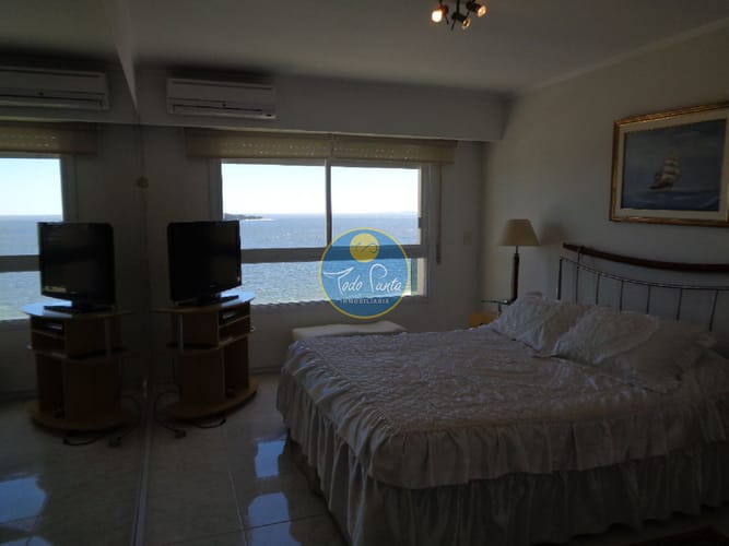 Apartamento en Mansa, 3 dormitorios, alquiler anual, PUNTA DEL ESTE · Photo 5