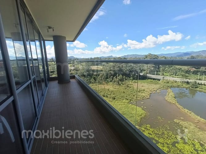 Apartamento de 2 alcobas en venta en Barro Blanco, Rionegro, 74 m² · foto 3 de 17