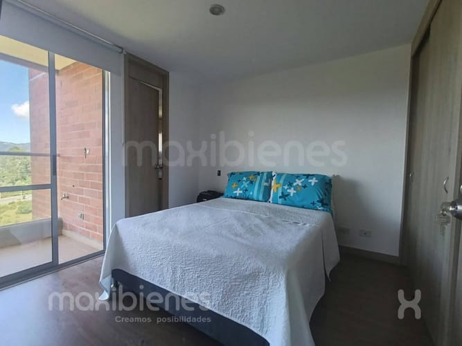 Apartamento de 2 alcobas en venta en Barro Blanco, Rionegro, 74 m² · foto 11 de 17