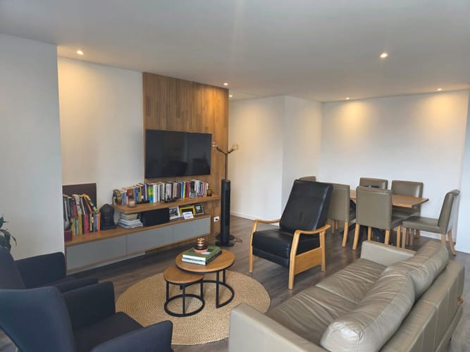 Apartamento de 2 alcobas en venta en Lalinde, Medellín, 94 m² · foto 3 de 21
