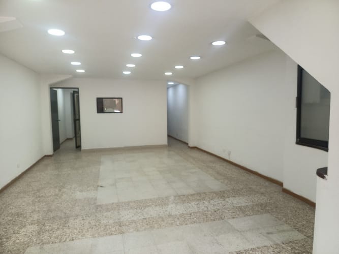 Local en arriendo en Santa Monica, Cali, 180 m² · foto 3 de 15