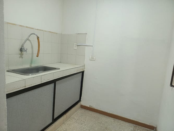 Local en arriendo en Santa Monica, Cali, 180 m² · foto 11 de 15