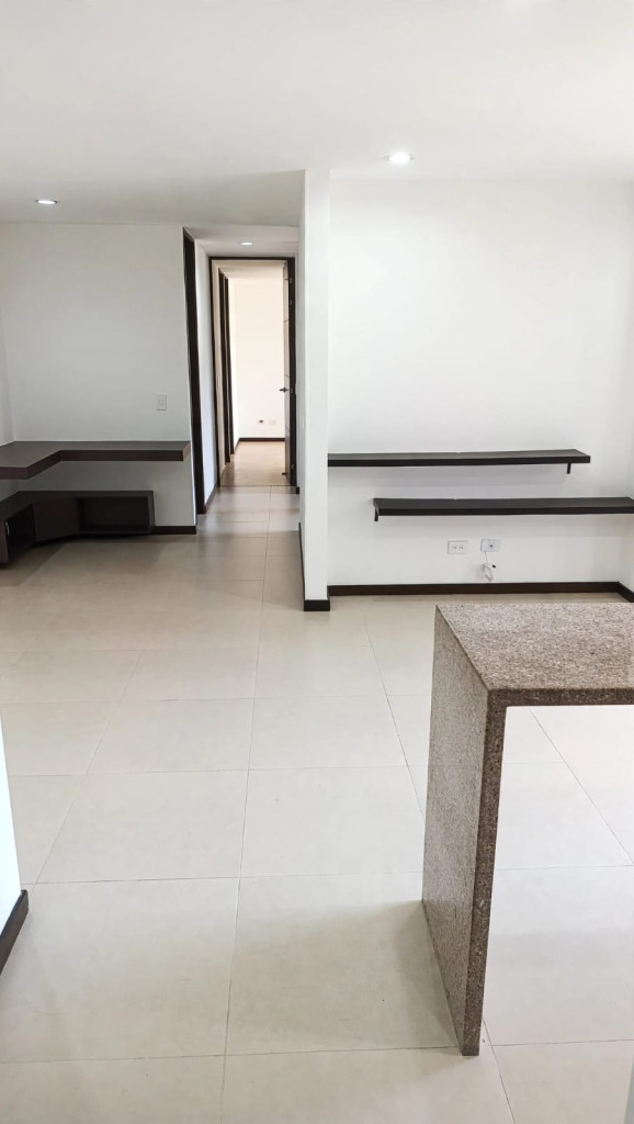 Apartamento en arriendo en Las Palmas, Medellín · foto 5 de 21