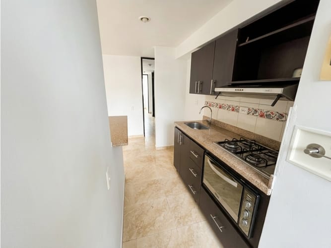 Apartamento de 3 alcobas en venta en Santa Maria No. 1, Itagüí, 54 m² · foto 3 de 17