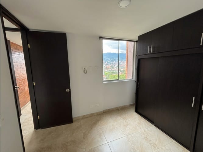 Apartamento de 3 alcobas en venta en Santa Maria No. 1, Itagüí, 54 m² · foto 8 de 17
