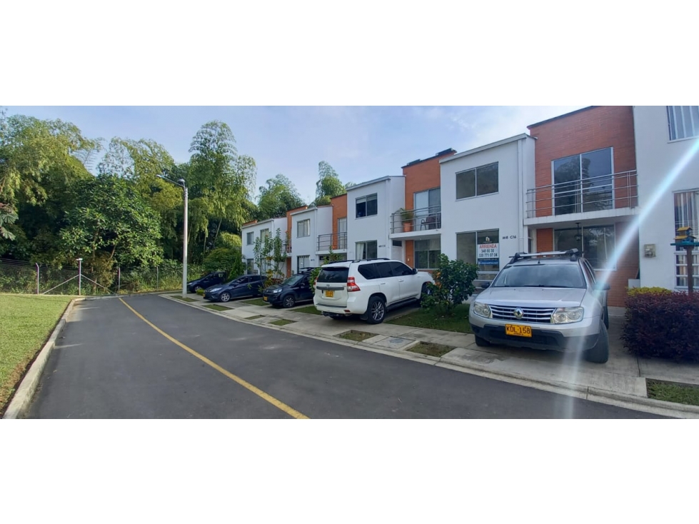 Casa en venta en Galicia, Pereira · foto 2 de 24