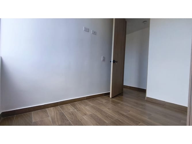 Apartamento de 3 alcobas en venta en Samaria Ii Etapa, Pereira, 53 m² · foto 19 de 23