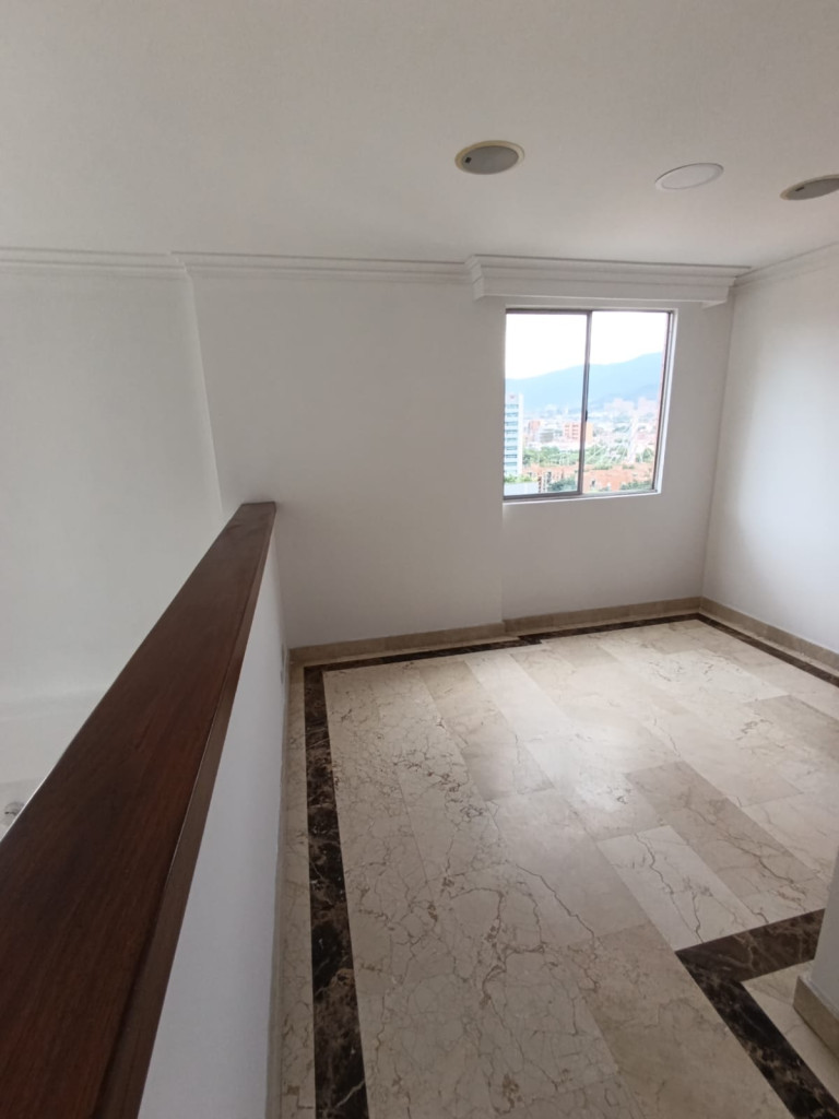Apartamento en arriendo en Patio Bonito, Medellín · foto 9 de 19