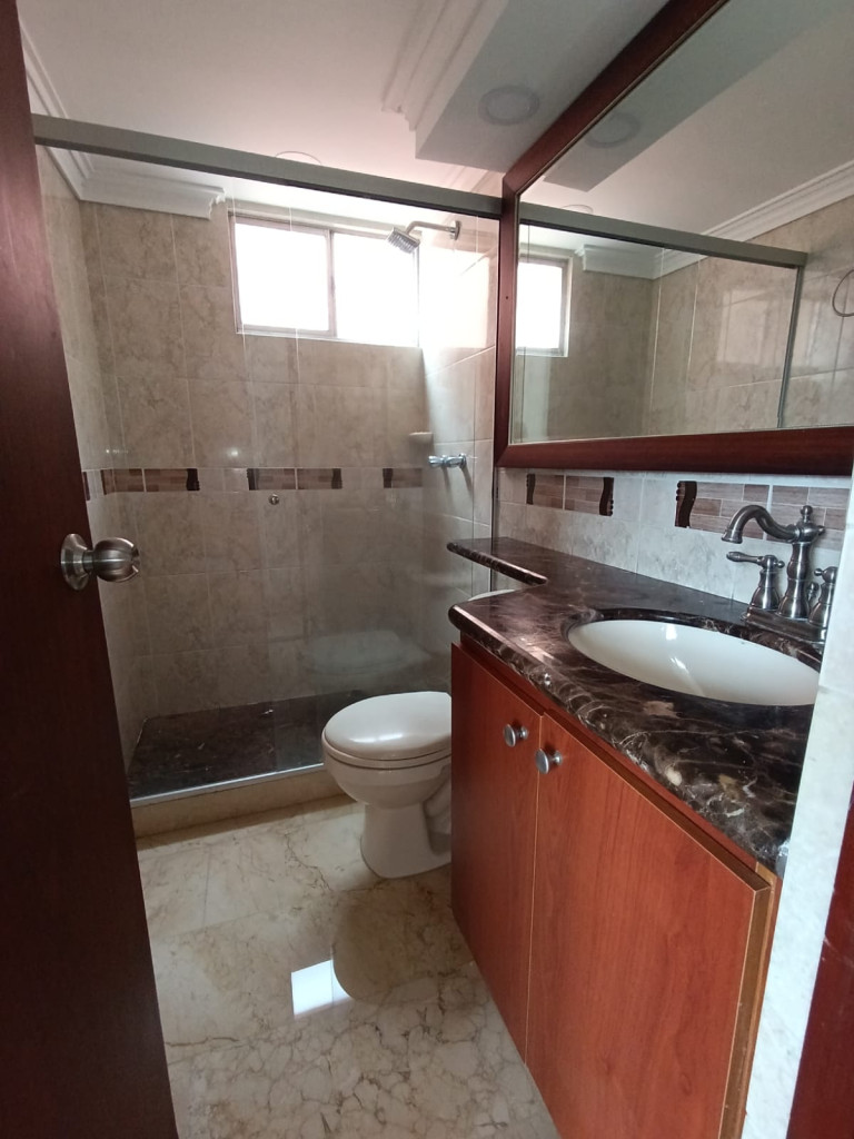 Apartamento en arriendo en Patio Bonito, Medellín · foto 12 de 19
