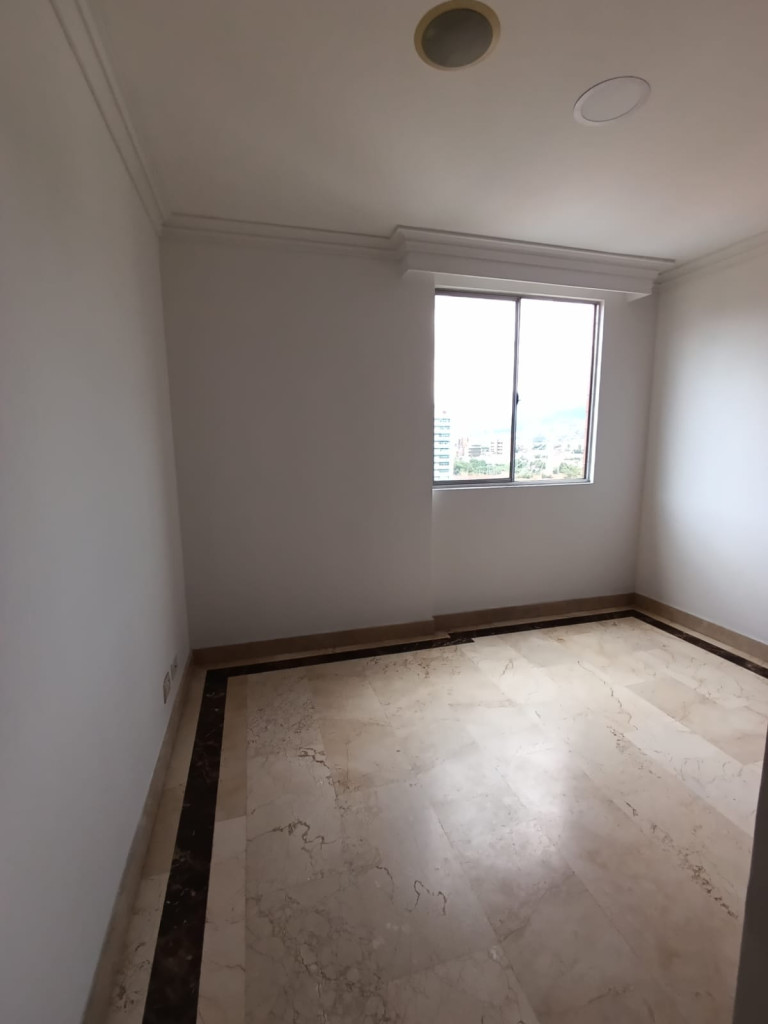 Apartamento en arriendo en Patio Bonito, Medellín · foto 13 de 19