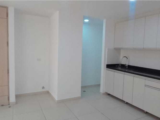 Apartamento de 3 alcobas en arriendo en Lorena, Medellín, 100 m² · foto 11 de 24