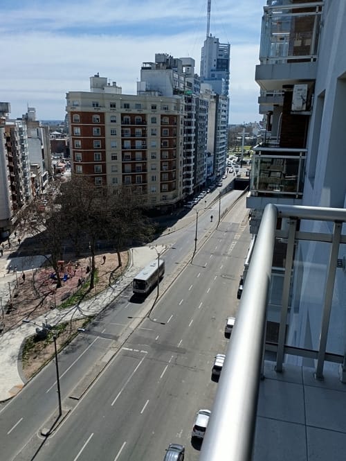 Alquiler Apartamento Amoblado 1 Dormitorio En Tres Cruces · Foto 1