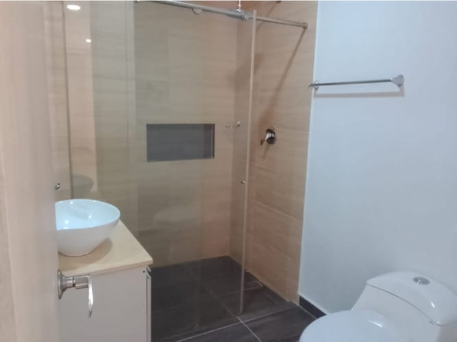 Apartamento de 3 alcobas en arriendo en Lorena, Medellín, 100 m² · foto 23 de 24
