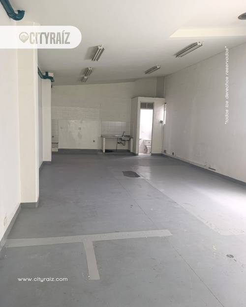 Bodega en arriendo en Viviendas Del Sur, Medellín, 170 m² · foto 3 de 13