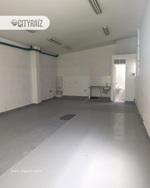 Bodega en arriendo en Viviendas Del Sur, Medellín, 170 m² · foto 4 de 13