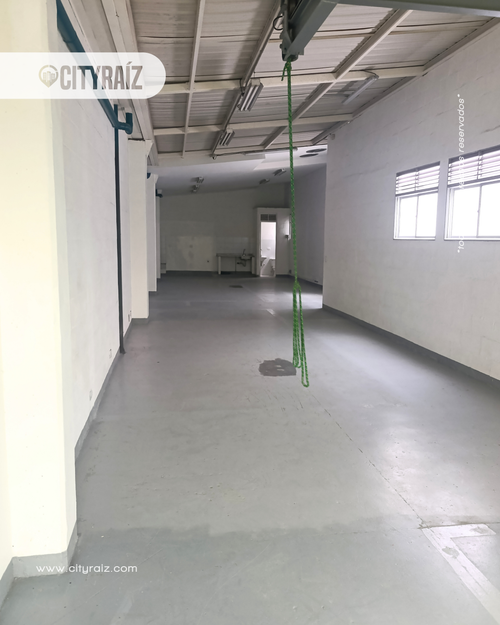 Bodega en arriendo en Viviendas Del Sur, Medellín, 170 m² · foto 9 de 13