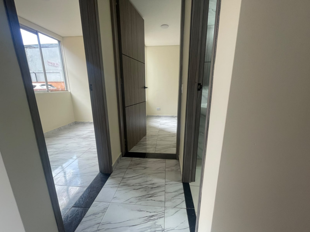 Apartamento en venta en Comuneros, Bogotá · foto 10 de 17