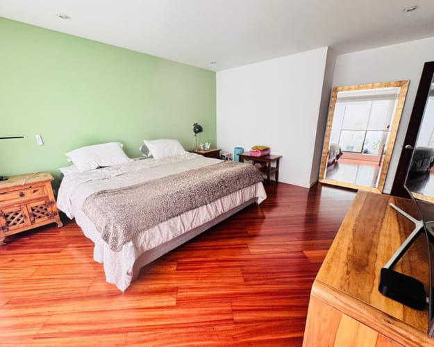 Apartamento de 3 alcobas en venta en Santa Barbara Central, Bogotá, 203 m² · foto 6 de 24