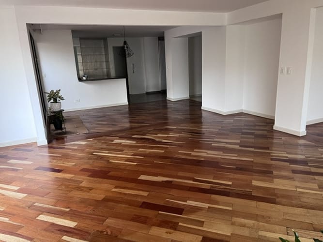 Apartamento de 3 alcobas en venta en Santa Barbara Central, Bogotá, 203 m² · foto 15 de 24