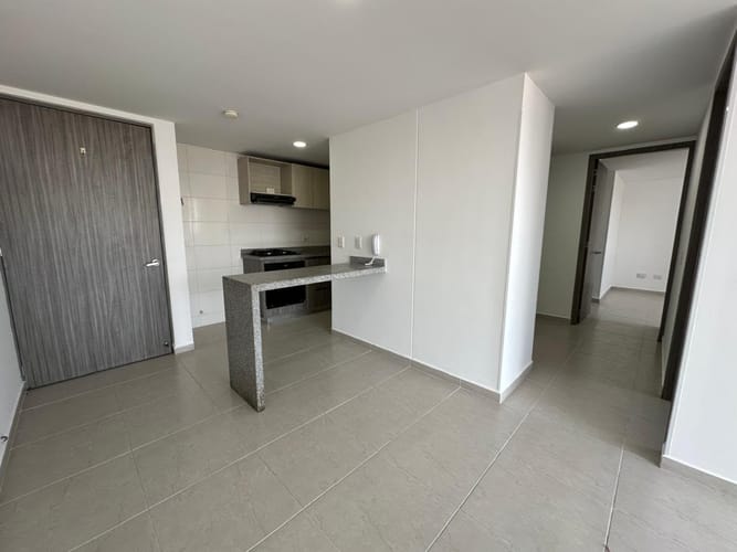 Apartamento de 2 alcobas en venta en Centro, Bucaramanga, 66 m² · foto 2 de 13