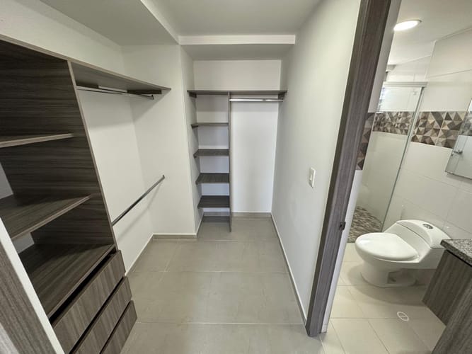 Apartamento de 2 alcobas en venta en Centro, Bucaramanga, 66 m² · foto 7 de 13
