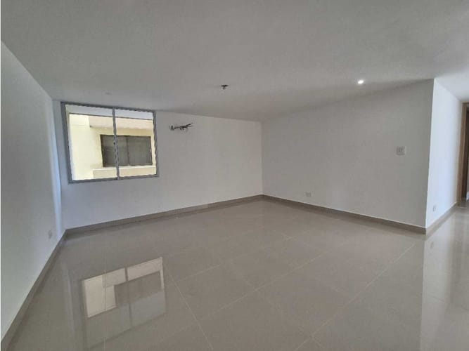 Apartamento de 3 alcobas en venta en El Castillo, Barranquilla, 253 m² · foto 7 de 23