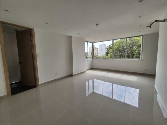 Apartamento de 3 alcobas en venta en El Castillo, Barranquilla, 253 m² · foto 9 de 23