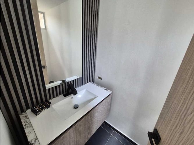 Apartamento de 3 alcobas en venta en El Castillo, Barranquilla, 253 m² · foto 10 de 23