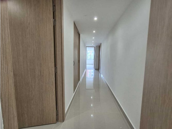 Apartamento de 3 alcobas en venta en El Castillo, Barranquilla, 253 m² · foto 11 de 23