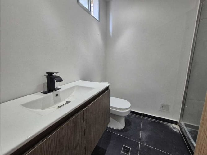 Apartamento de 3 alcobas en venta en El Castillo, Barranquilla, 253 m² · foto 15 de 23