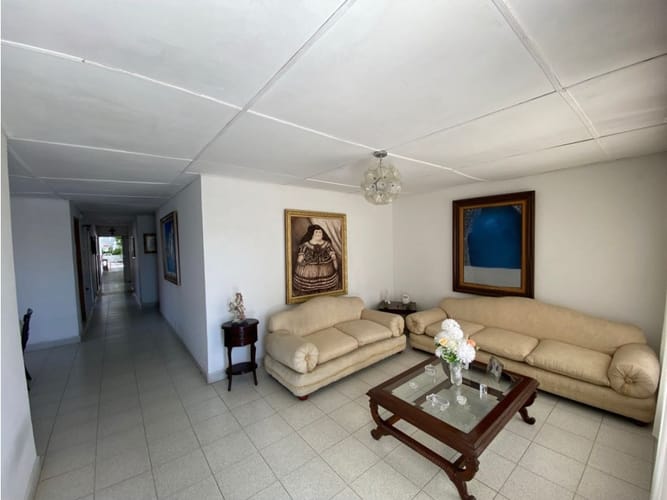Casa de 5 alcobas en venta en Ciudad Jardin, Barranquilla, 300 m² · foto 5 de 13