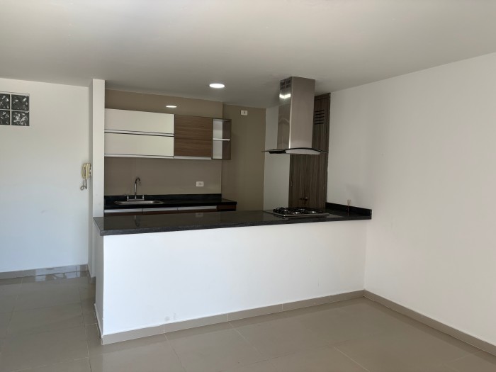 Apartamento en arriendo en Ciudad Jardin, Barranquilla · foto 3 de 18