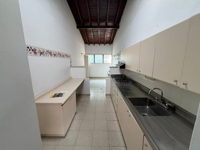 Apartamento de 4 alcobas en venta en Belén, Medellín, 117 m² · foto 3 de 14