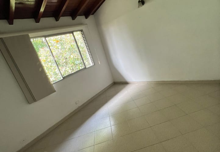Apartamento de 4 alcobas en venta en Belén, Medellín, 117 m² · foto 5 de 14