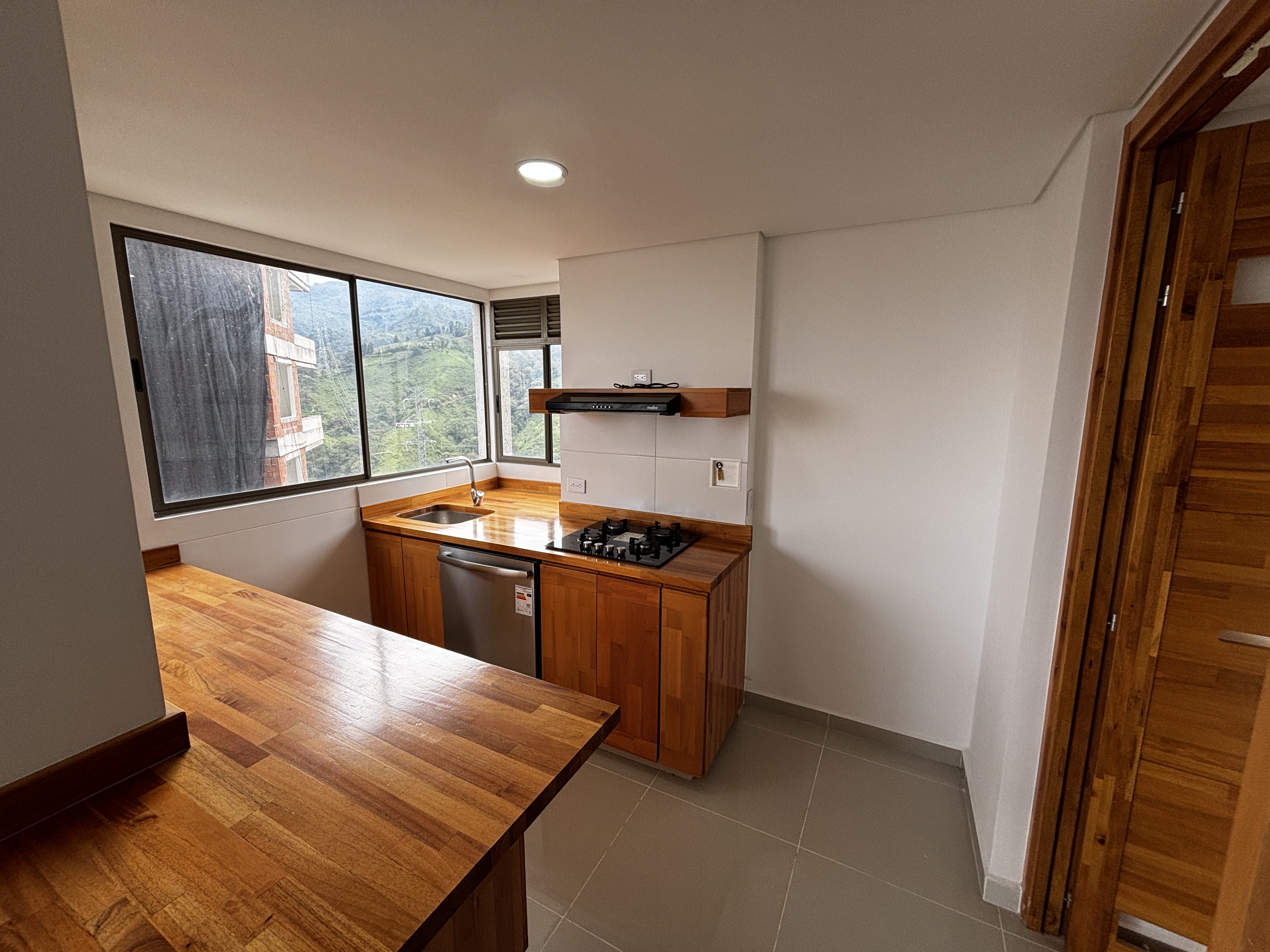 Apartamento en venta en Cañaveralejo, Sabaneta · foto 2 de 16