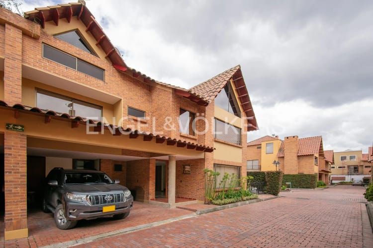 Casa de 5 alcobas en venta en San Jose De Los Nogales, Chía, 285 m² · foto 16 de 18