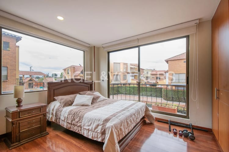 Casa de 5 alcobas en venta en San Jose De Los Nogales, Chía, 285 m² · foto 6 de 18