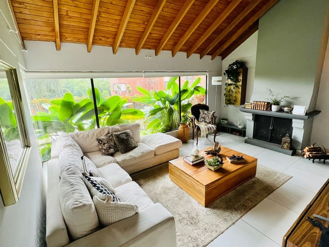 Casa de 3 alcobas en venta en La Macarena, Rionegro, 214 m² · foto 2 de 12
