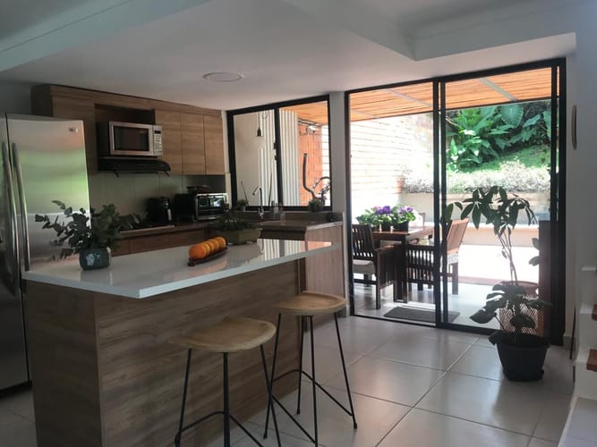 Casa de 3 alcobas en venta en La Macarena, Rionegro, 214 m² · foto 5 de 12