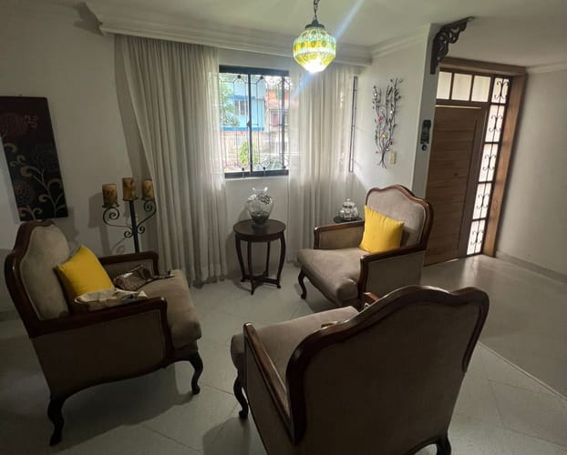 Casa de 5 alcobas en venta en Cristobal, Medellín, 120 m² · foto 9 de 24